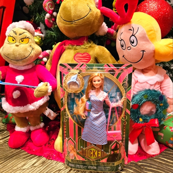 Wicked 3 Doll SET Madame Morrible, Glinda, and Elphaba Shiz University - Picture 11 of 12